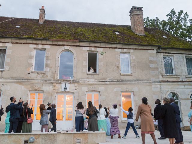 Le mariage de Baudhoin et Cynthia à Sens, Yonne 30