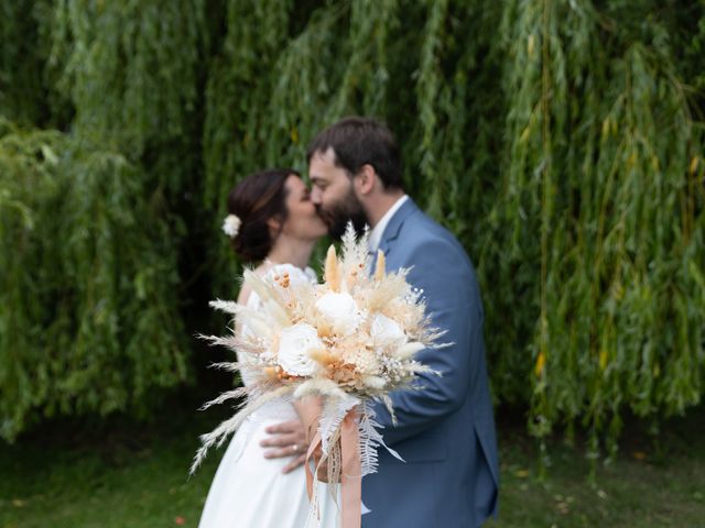 Le mariage de Arnaud et Anne Sophie à Ouffières, Calvados 2