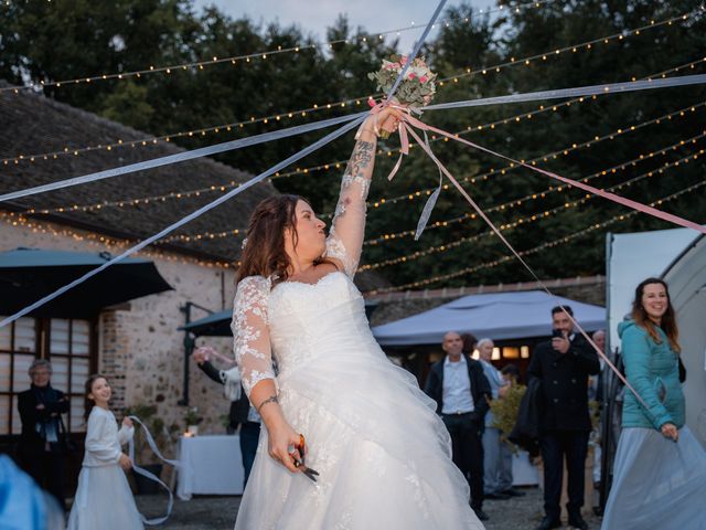 Le mariage de David et Flory à Misy-sur-Yonne, Seine-et-Marne 37