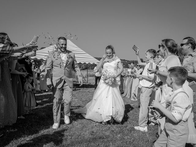 Le mariage de Sandy et Charles à Villeneuve-de-Marc, Isère 17