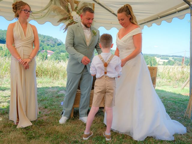 Le mariage de Sandy et Charles à Villeneuve-de-Marc, Isère 20