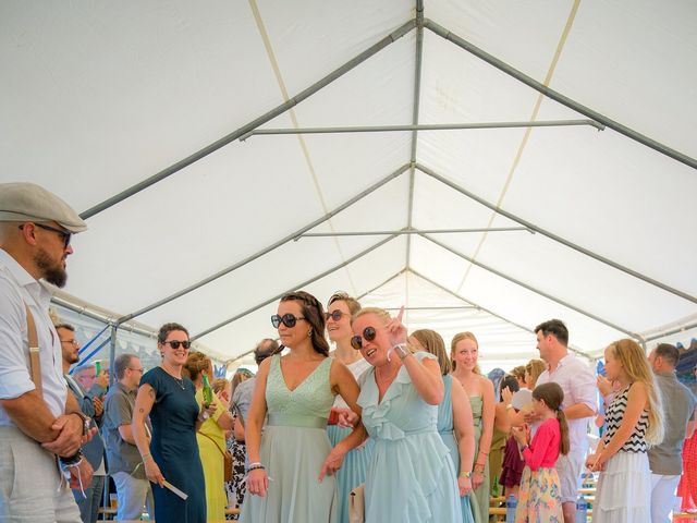 Le mariage de Sandy et Charles à Villeneuve-de-Marc, Isère 37