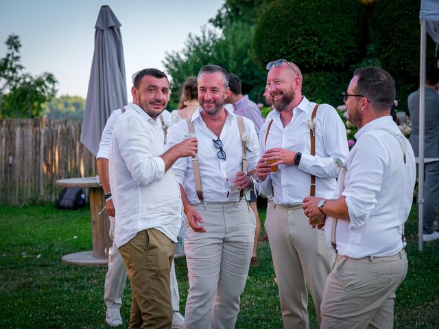 Le mariage de Sandy et Charles à Villeneuve-de-Marc, Isère 51