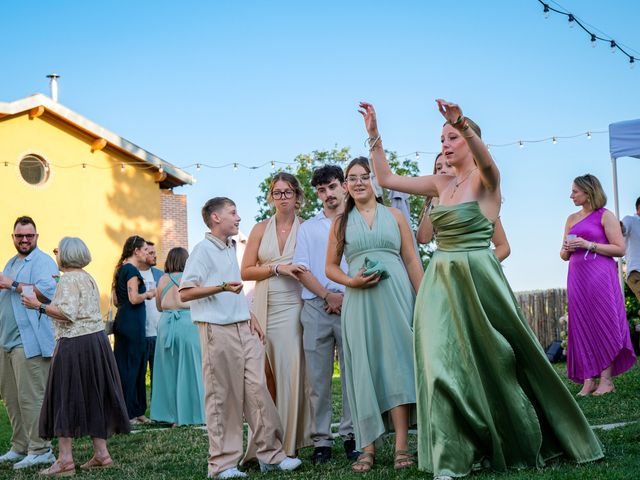 Le mariage de Sandy et Charles à Villeneuve-de-Marc, Isère 56