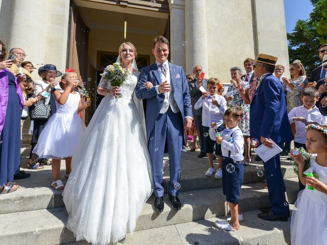 Le mariage de Ladislas et Flora à Pierrelatte, Drôme 18