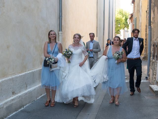 Le mariage de Ladislas et Flora à Pierrelatte, Drôme 21
