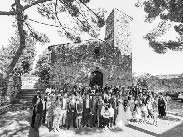 Le mariage de Ladislas et Flora à Pierrelatte, Drôme 22