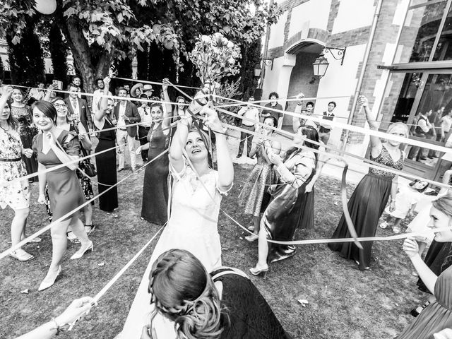 Le mariage de Ladislas et Flora à Pierrelatte, Drôme 2