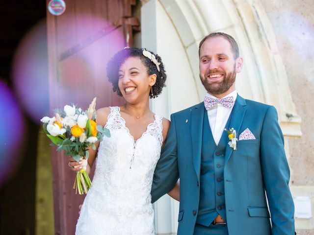 Le mariage de Alexis et Marie à Saint-Laurent-des-Autels, Maine et Loire 53