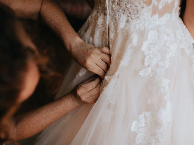 Le mariage de Jeremy et Jade à Saint-Bris-des-Bois, Charente Maritime 8