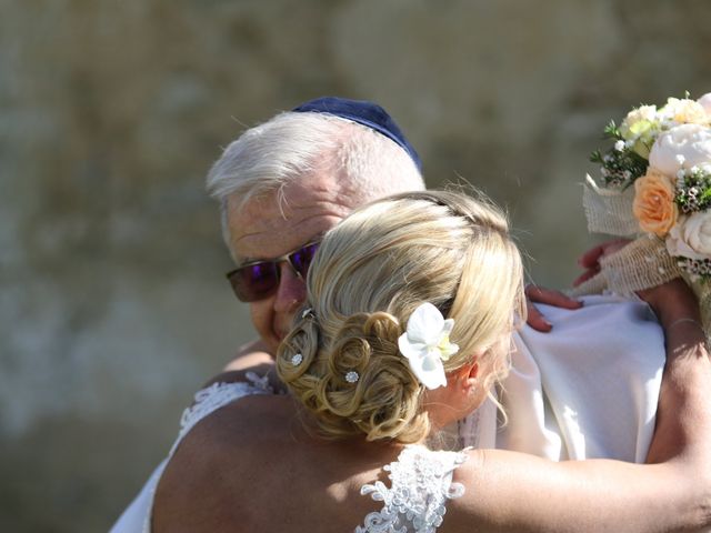 Le mariage de Guy et Doriane à Haux, Gironde 17