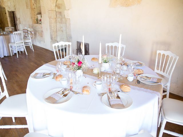 Le mariage de Julien et Laura à Saint-Astier, Dordogne 2