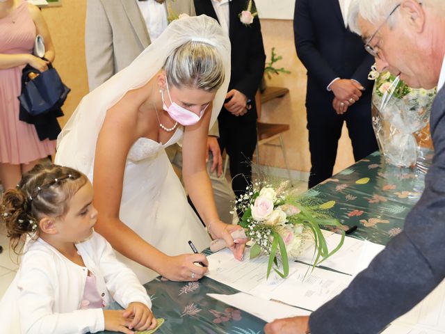 Le mariage de Kevin et Héléne à Falaise, Ardennes 19