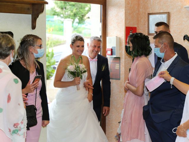 Le mariage de Kevin et Héléne à Falaise, Ardennes 22