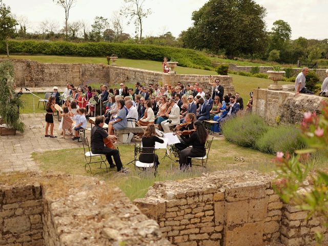 Le mariage de Pierrick et Evelyn à Ravenoville, Manche 71