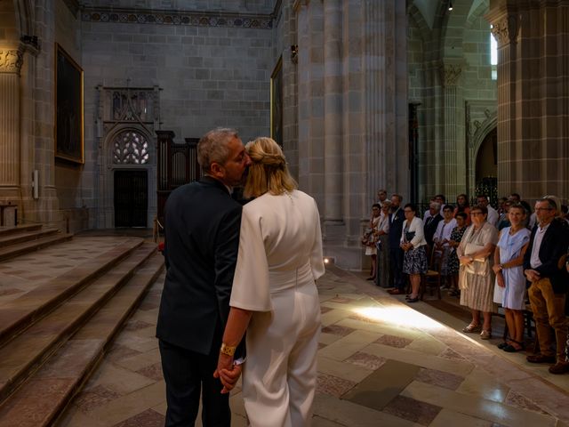 Le mariage de Tony et Vanessa à Autun, Saône et Loire 17
