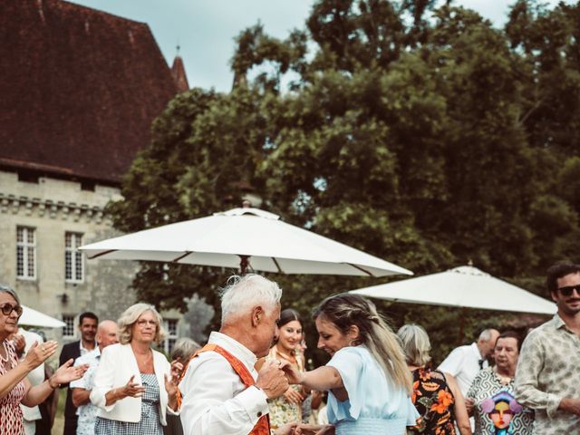 Le mariage de Nicolas et Alizé à Saint-Astier, Dordogne 203