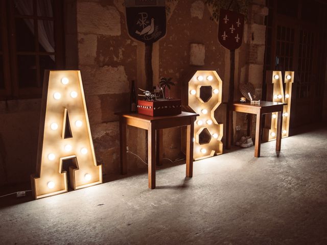 Le mariage de Nicolas et Alizé à Saint-Astier, Dordogne 209