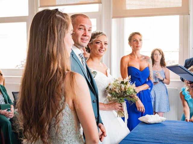 Le mariage de Emric et Sabrina à Dombasle-sur-Meurthe, Meurthe-et-Moselle 10