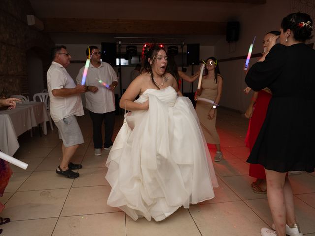 Le mariage de Romain et Gwen à Montescot, Pyrénées-Orientales 26