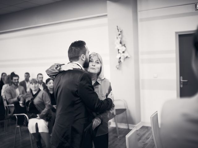 Le mariage de Mathieu et Anastasia à Charmes-sur-Rhône, Ardèche 5