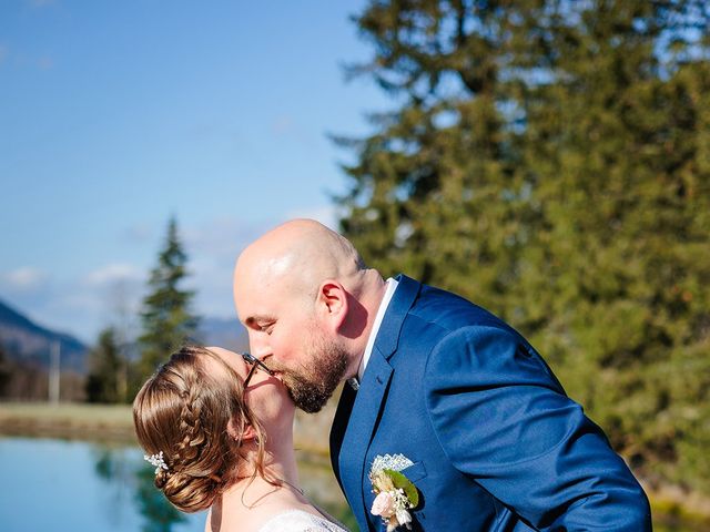 Le mariage de Maxime et Morgane à Le Haut-Bréda, Isère 32