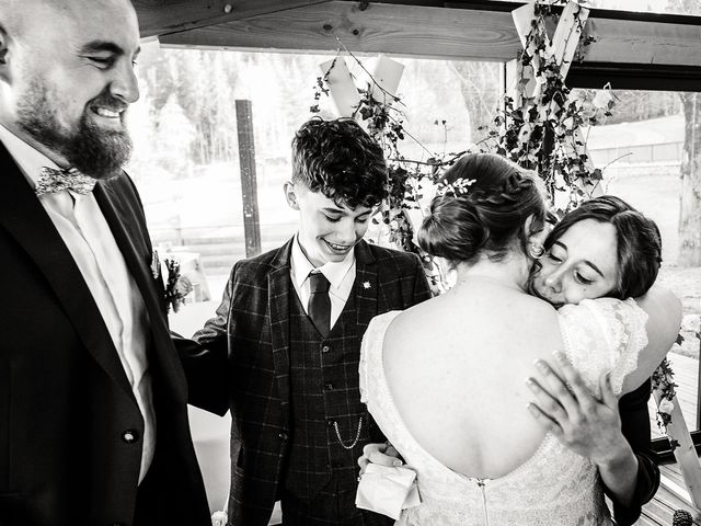 Le mariage de Maxime et Morgane à Le Haut-Bréda, Isère 1