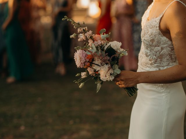 Le mariage de Thibaut et Lucie à Bellegarde, Gard 63