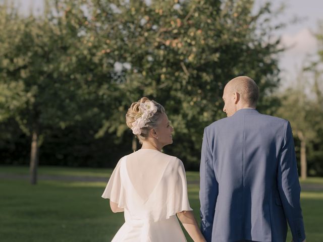 Le mariage de Aurélien et Gwenaelle à Avoine, Orne 19