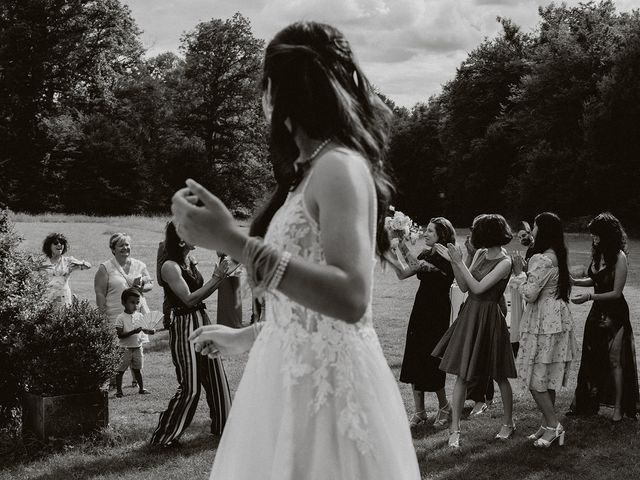 Le mariage de Gauthier et Monica à Saint-Valérien, Yonne 43