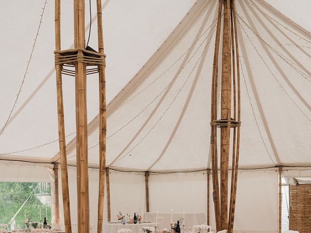 Le mariage de Gauthier et Monica à Saint-Valérien, Yonne 46