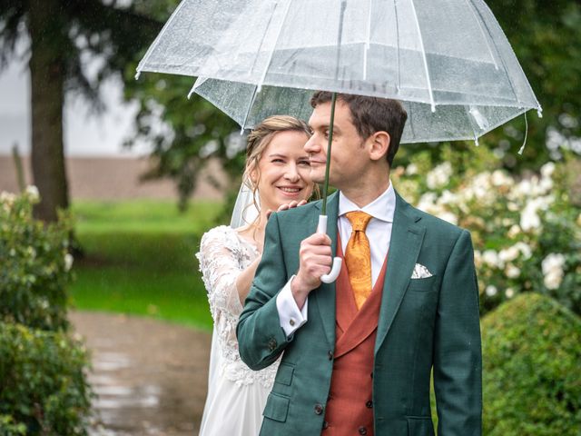 Le mariage de Étienne et Julie à Cléres, Seine-Maritime 25