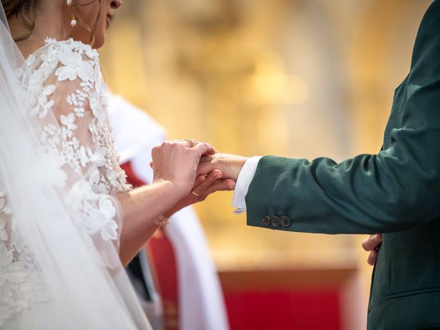 Le mariage de Étienne et Julie à Cléres, Seine-Maritime 40