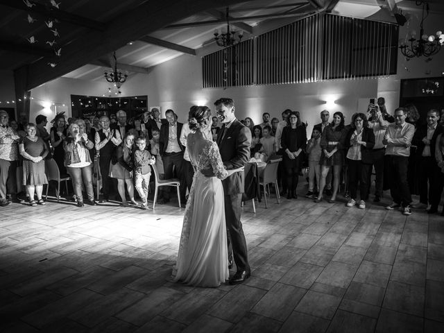 Le mariage de Étienne et Julie à Cléres, Seine-Maritime 94