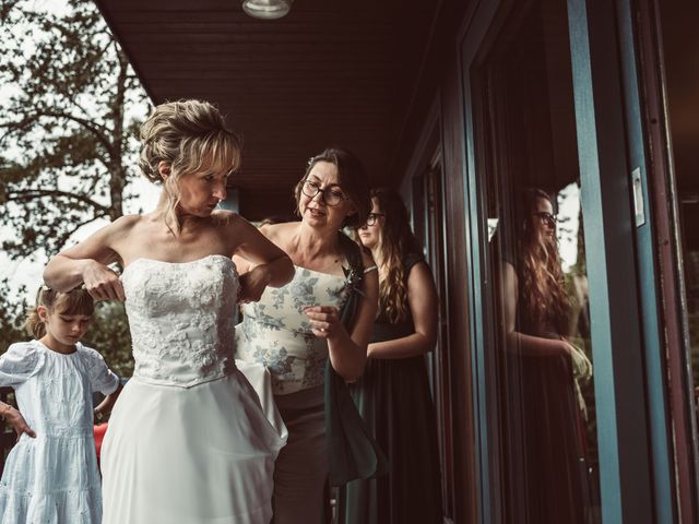 Le mariage de Stéphane et Cécile à Milhac-de-Nontron, Dordogne 16