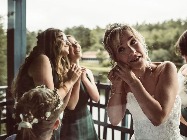 Le mariage de Stéphane et Cécile à Milhac-de-Nontron, Dordogne 17