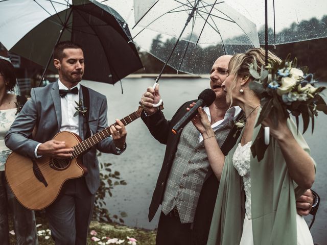 Le mariage de Stéphane et Cécile à Milhac-de-Nontron, Dordogne 34