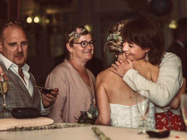 Le mariage de Stéphane et Cécile à Milhac-de-Nontron, Dordogne 39