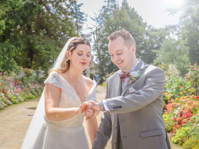 Le mariage de Maxence et Adeline à Coutances, Manche 1