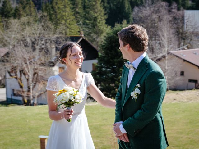 Le mariage de Jean-Baptiste et Lola à Le Haut-Bréda, Isère 11
