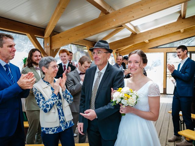 Le mariage de Jean-Baptiste et Lola à Le Haut-Bréda, Isère 22