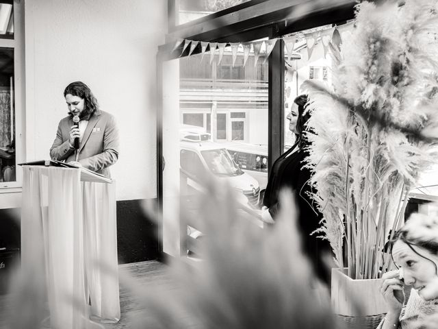 Le mariage de Jean-Baptiste et Lola à Le Haut-Bréda, Isère 31