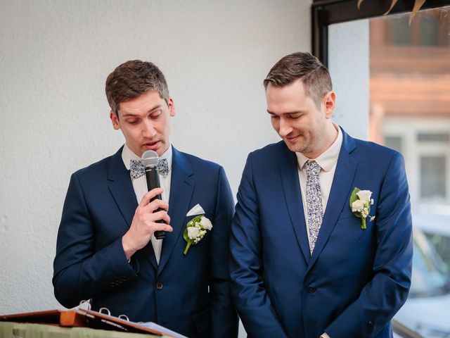 Le mariage de Jean-Baptiste et Lola à Le Haut-Bréda, Isère 32