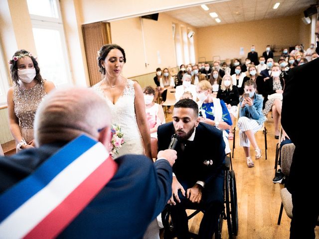 Le mariage de Sofyane et Lucille à Saint-Pierre-des-Landes, Mayenne 15