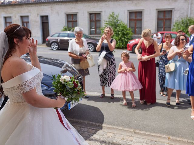 Le mariage de Adrien et Pauline à Hem, Nord 25