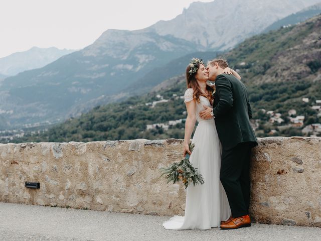 Le mariage de Mike et Lucie à Briançon, Hautes-Alpes 9