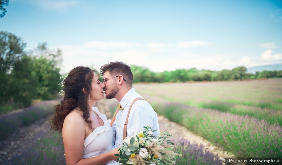 Le mariage de Loïc et Emilie à Richerenches, Vaucluse