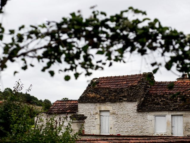 Le mariage de Romain et Célia à Châteauvillain, Haute-Marne 2