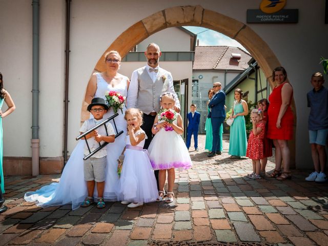 Le mariage de Victor  et Virginie à Buhl, Haut Rhin 8