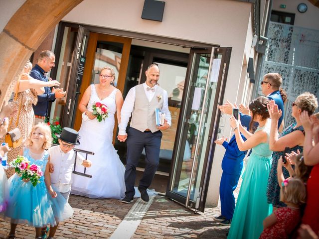 Le mariage de Victor  et Virginie à Buhl, Haut Rhin 9